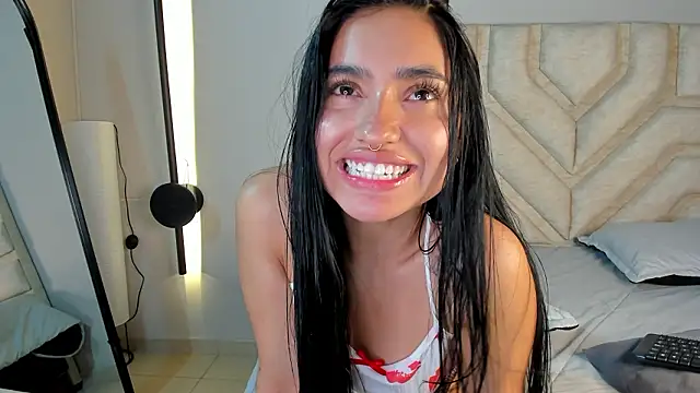 cherry_bunnyx (F teen) - 1+ finger up ass