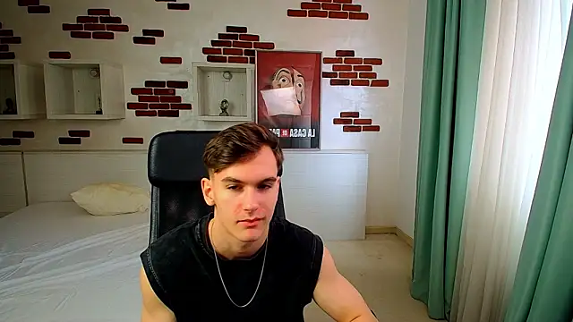 bradyflint (M twink) - CUM SHOW!! in PUBLIC