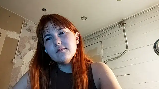 dinafirebird (F young) - Something got hot, sit with a naked girl