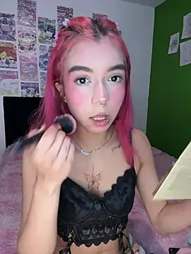 Webcam Model (Valen-Foxx1)  is live.Free join now!