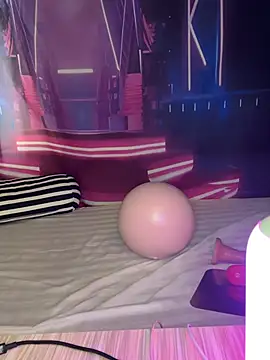 lenanane0126 - Lenanane0126's free webcam - UK Sex Cams