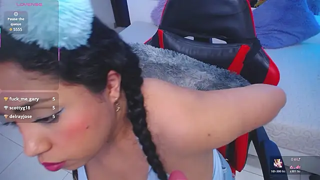 cristal_horny19 live cam profile