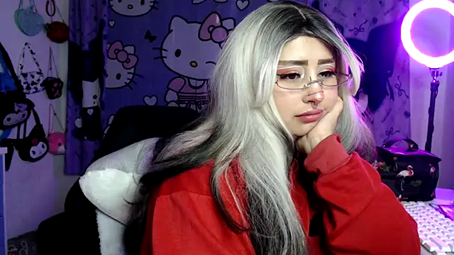 lussyevans24 - Lussyevans24's free webcam - UK Sex Cams