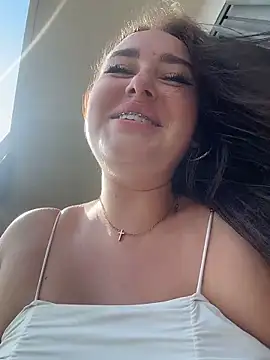 kirasunshine (F young) - lick nipples