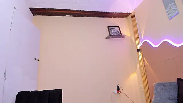 dark_valentino_ - Dark_Valentino_'s free webcam - UK Sex Cams