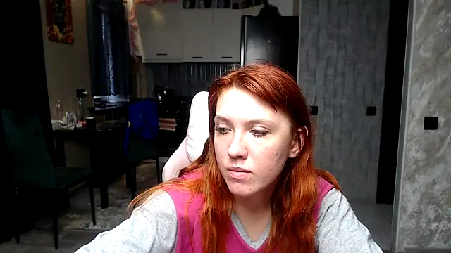 reginasmilee - Reginasmilee's free webcam - UK Sex Cams