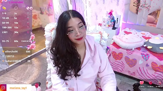 mariana_tay1 - MARIANA_TAY1's free webcam - UK Sex Cams