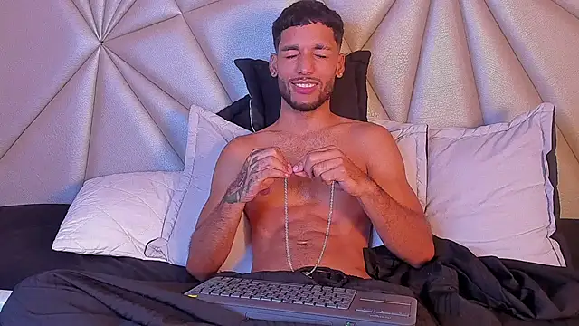 thiagoferreti (M twink) - Balls Play 🍌🔥