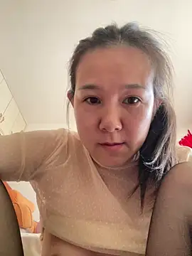 esmebaby - Esmebaby's free webcam - UK Sex Cams