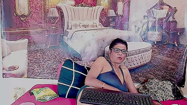 IndianAllure live sex cam