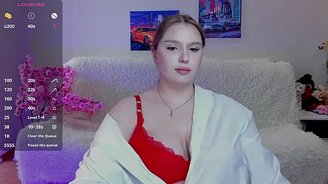 MichelleMiler live cam profile