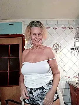 lukerya - Lukerya's free webcam - UK Sex Cams