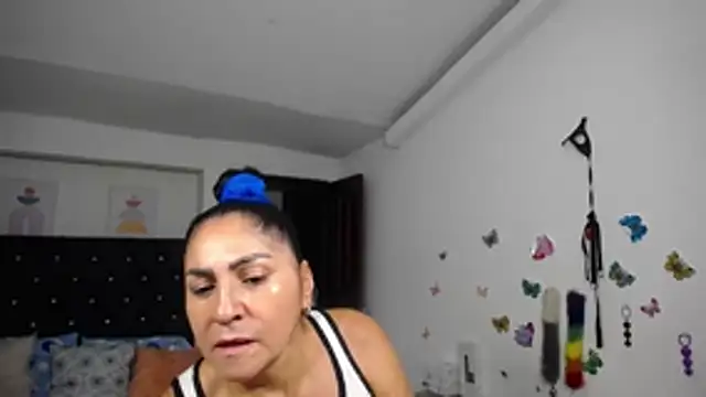 Preview of mature_bigboobs10