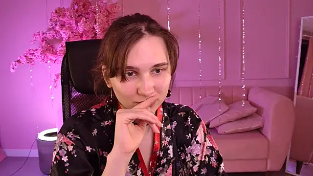 tessamill (F young) - Dancing on the floor