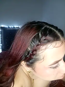 Chloe_Sky_love live sex cam