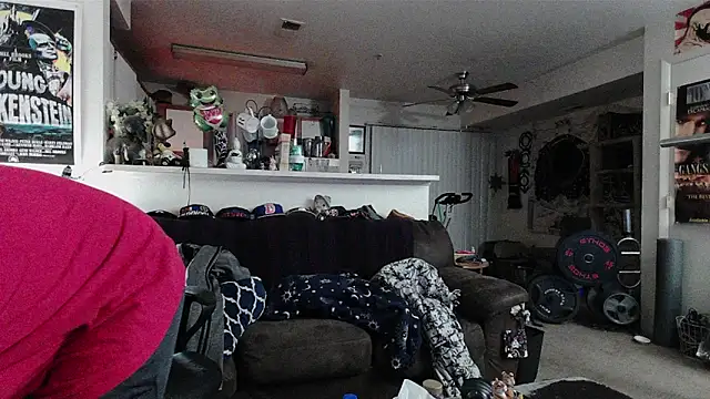 biggerisbetter12 live sex cam