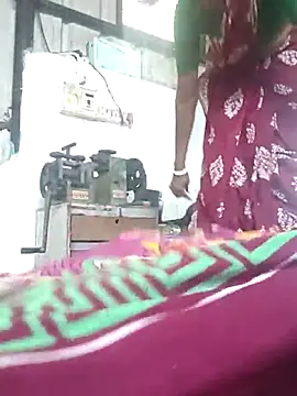 sweet-runi (F milf) - First Day First Show