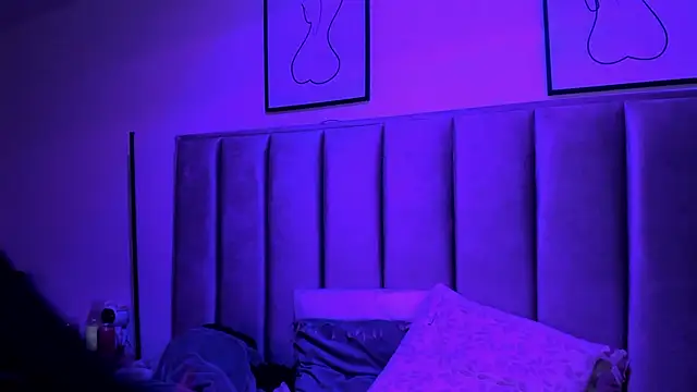 kitty_gang - Kitty_Gang's free webcam - UK Sex Cams