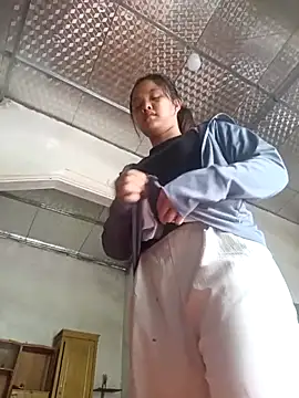 pretty-haert (F young) - Help me please 🙏🏻😘🥰