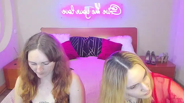 MagicEyess live sex cam