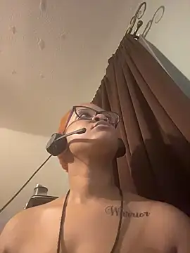 nickytheehawtie live cam profile