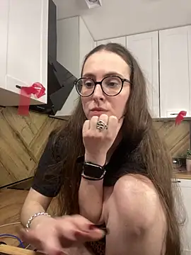 martiniiselenna - MartiniiSelenna's free webcam - UK Sex Cams