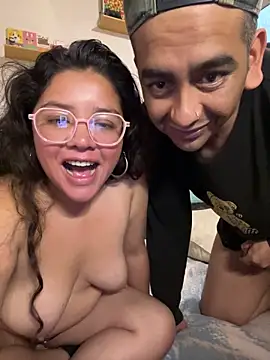 vivi_kvsh (Ask my age) - Muestro el culo + pussy de espaldas