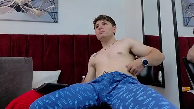 leoo_miller - Leoo_Miller's free webcam - UK Sex Cams