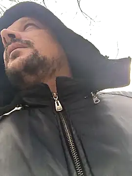 danielohcool (Ask my age) - Let's play together