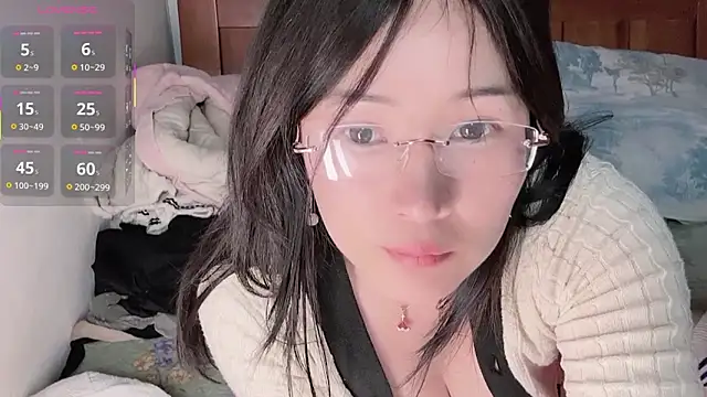 liqinqin-5201 - Liqinqin-5201's free webcam - UK Sex Cams