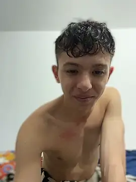 Daniel_Roy's live cam