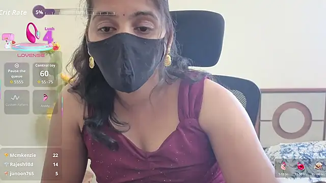 hot_laila_tamil (Ask my age) - boobs oil mass show  10 minutes 😋😍🤤🥵