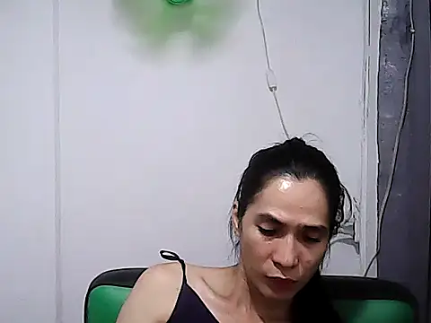 bigdicktrans (T milf) - hi  guys  give  tips  for any  request