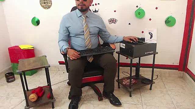 KalethBigDick live sex cam