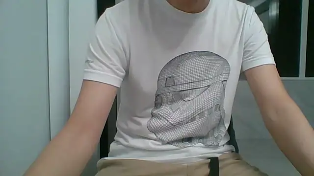 nole_china7 (Ask my age) - talk / fun / cum