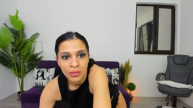 nicolle_lexxy - Nicolle_Lexxy's free webcam - UK Sex Cams