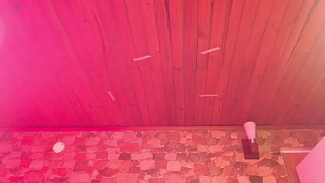 julz_03 - Julz_03's free webcam - UK Sex Cams