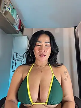 AsianMilfSheryl