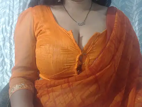 cute-priy live sex cam