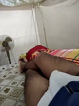 PIG_FUCKER_DADDY live sex cam