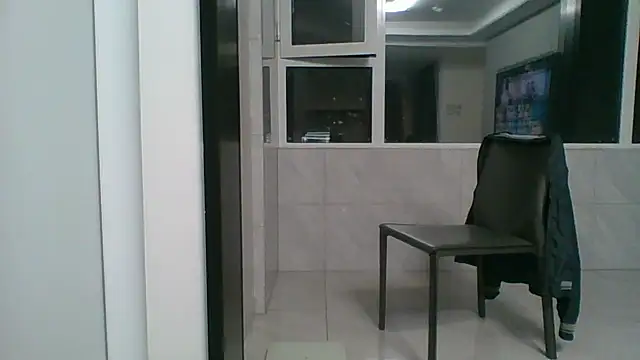 nole_china7 (Ask my age) - talk / fun / cum