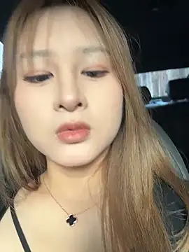 美女yuki_june在线直播