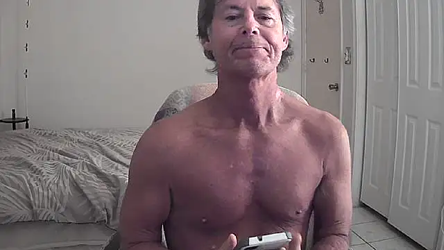 nakeedcowboi65 - Nakeedcowboi65's free webcam - UK Sex Cams