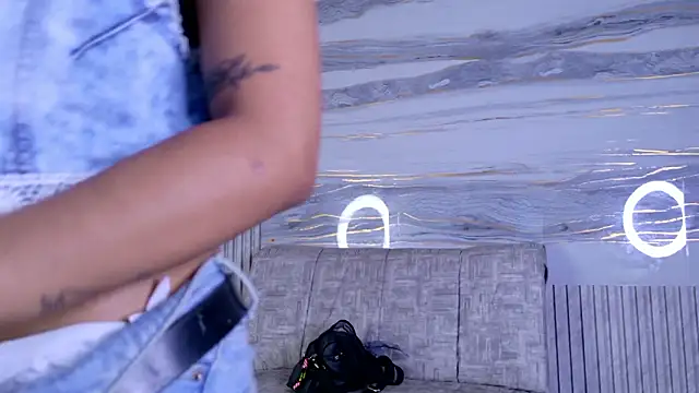 abby18_ - Abby18_'s free webcam - UK Sex Cams