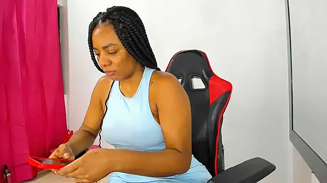 pamela_noah22 - Pamela_noah22's free webcam - UK Sex Cams