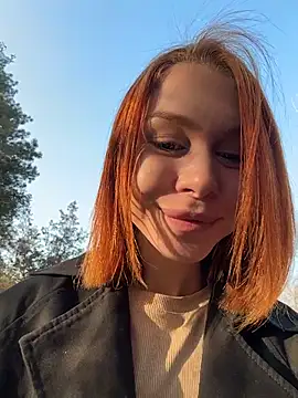 rosiesecret (F young) - Show TITS while store worker to my right