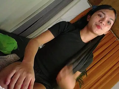 sweet_18nicole - Sweet_18nicole's free webcam - UK Sex Cams