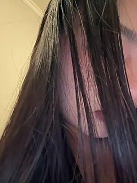 美女BeiBeiiiii在线直播