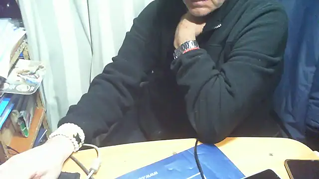 nonnomaturobisex - Nonnomaturobisex's free webcam - UK Sex Cams