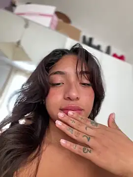 Bellafr live sex cam
